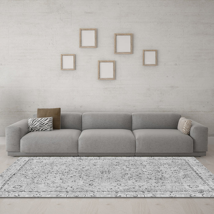 Machine Washable Abstract Gray Modern Rug in a Living Room,, wshabs2108gry