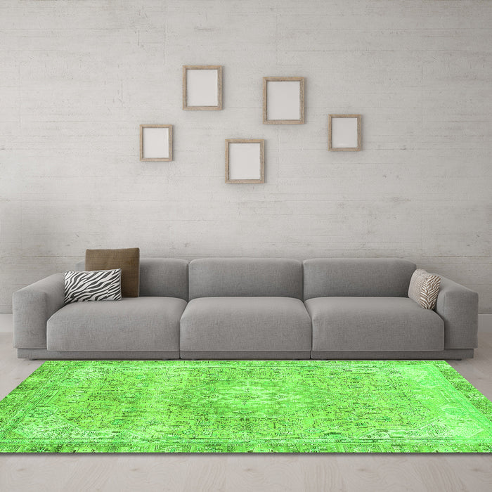 Machine Washable Abstract Green Modern Area Rugs in a Living Room,, wshabs2114grn