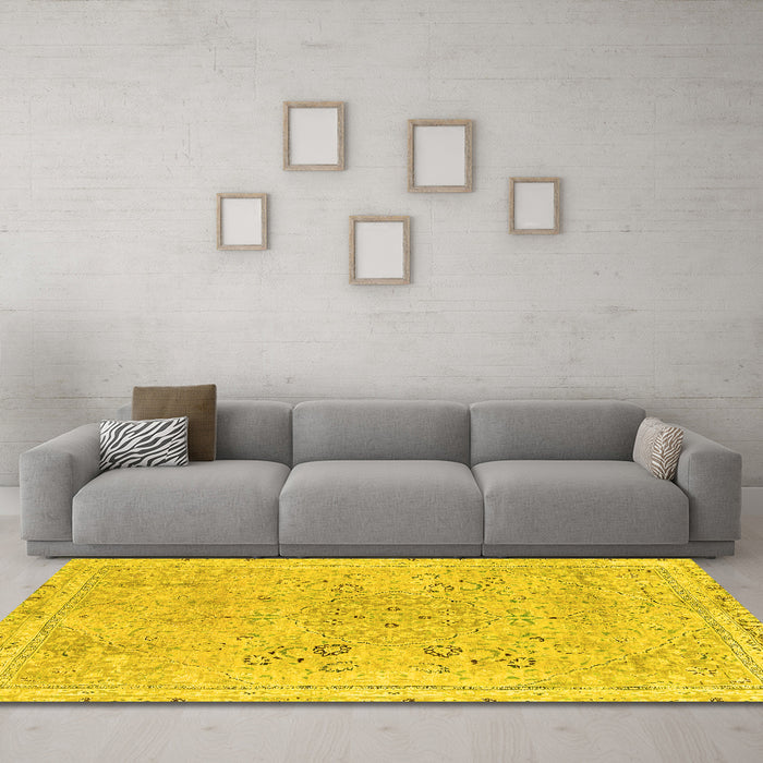 Machine Washable Abstract Yellow Modern Rug in a Living Room, wshabs2115yw
