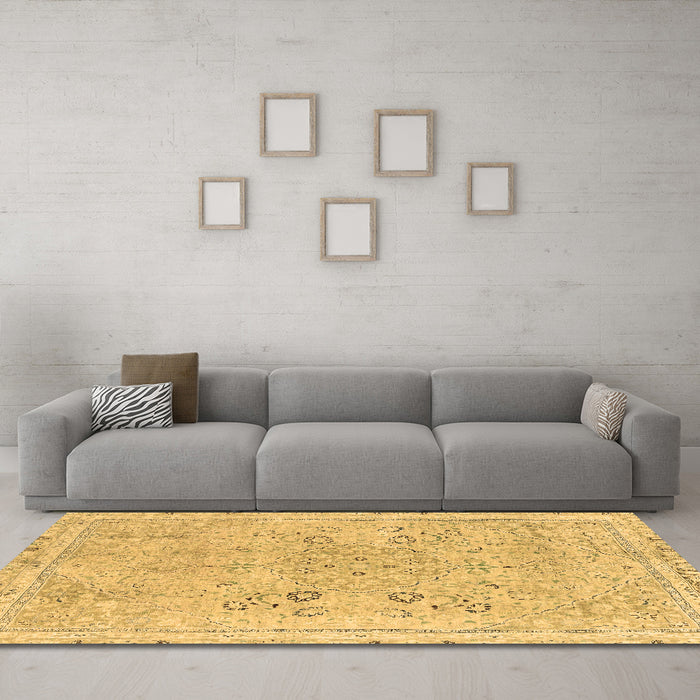 Machine Washable Abstract Brown Modern Rug in a Living Room,, wshabs2115brn