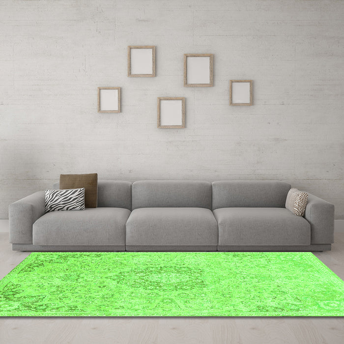 Machine Washable Abstract Green Modern Area Rugs in a Living Room,, wshabs2116grn