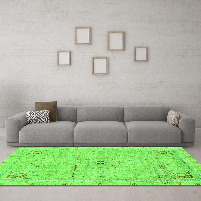 Machine Washable Abstract Green Modern Area Rugs in a Living Room,, wshabs2117grn