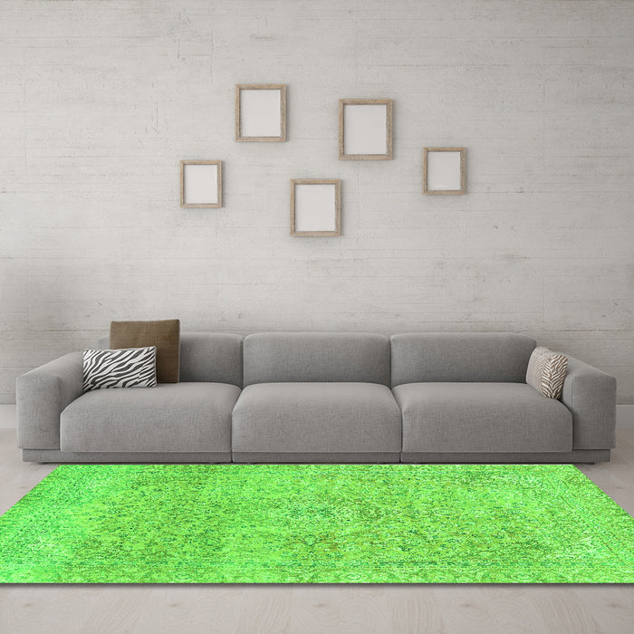 Machine Washable Abstract Green Modern Area Rugs in a Living Room,, wshabs2122grn