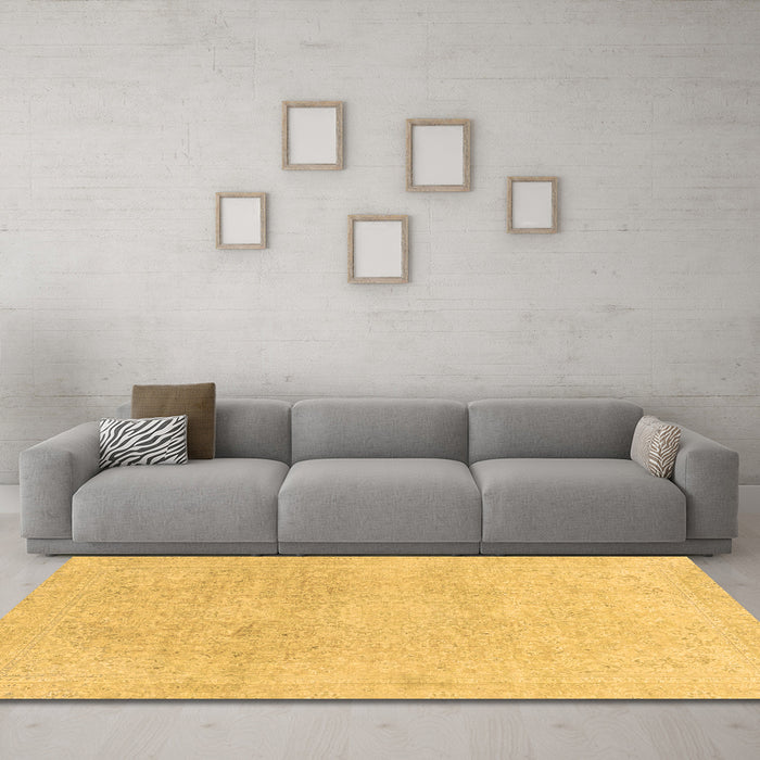 Machine Washable Abstract Brown Modern Rug in a Living Room,, wshabs2125brn