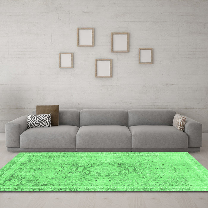 Machine Washable Abstract Emerald Green Modern Area Rugs in a Living Room,, wshabs2133emgrn