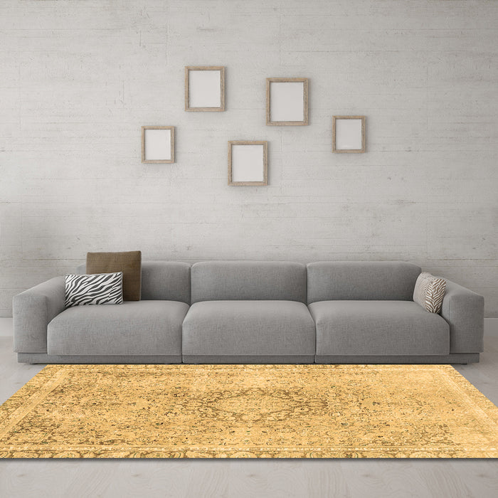 Machine Washable Abstract Brown Modern Rug in a Living Room,, wshabs2133brn