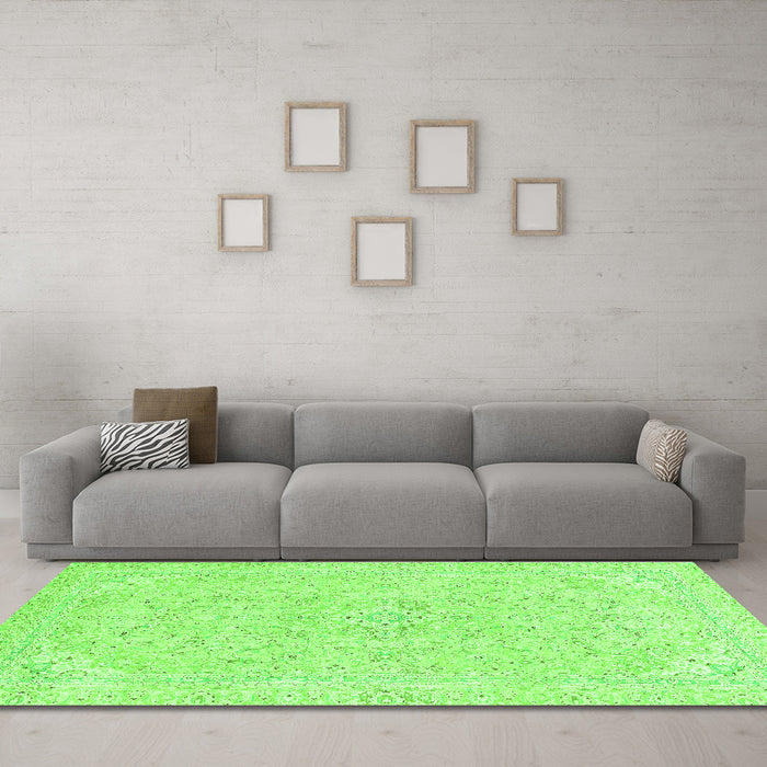 Machine Washable Abstract Green Modern Area Rugs in a Living Room,, wshabs2136grn