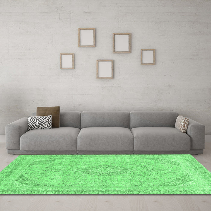 Machine Washable Abstract Emerald Green Modern Area Rugs in a Living Room,, wshabs2137emgrn