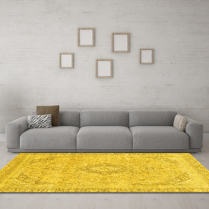 Machine Washable Abstract Yellow Modern Rug in a Living Room, wshabs2137yw