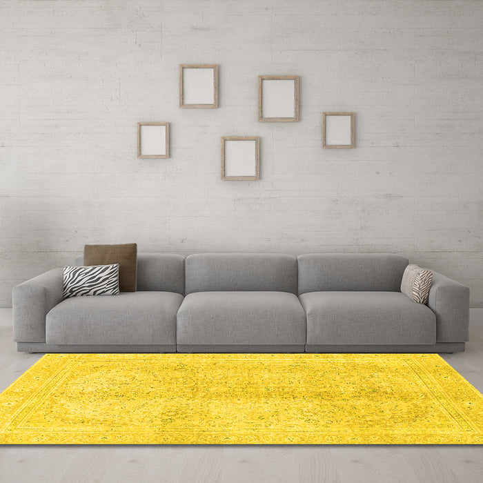Machine Washable Abstract Yellow Modern Rug in a Living Room, wshabs2142yw