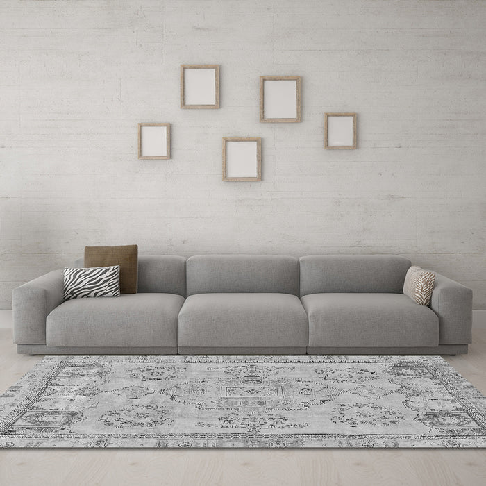 Machine Washable Abstract Gray Modern Rug in a Living Room,, wshabs2167gry