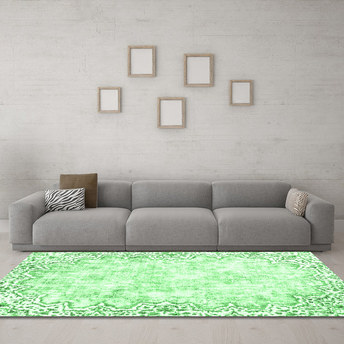 Machine Washable Abstract Emerald Green Modern Area Rugs in a Living Room,, wshabs2171emgrn