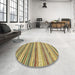 Round Machine Washable Abstract Metallic Gold Rug in a Office, wshabs2177