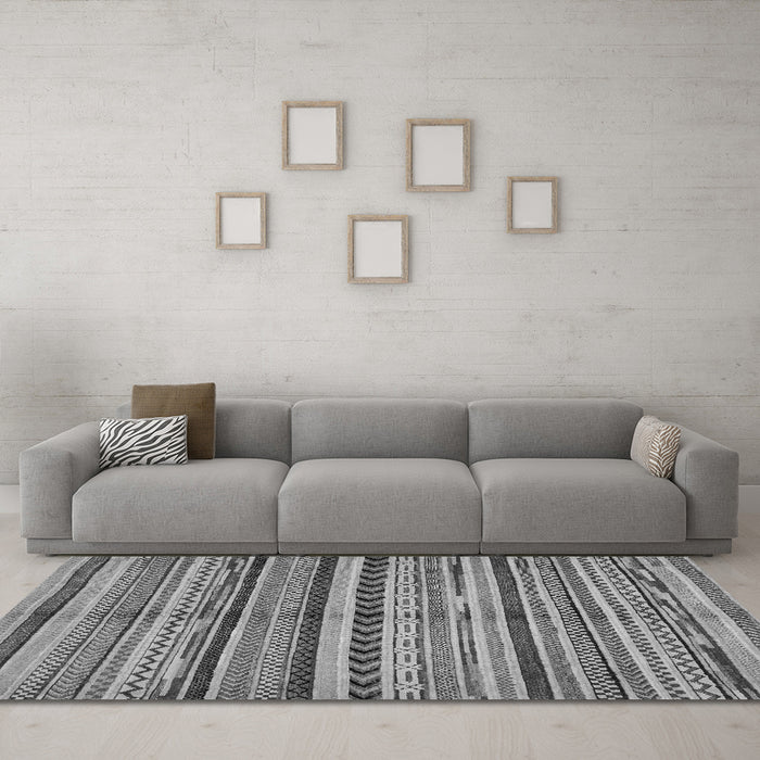 Machine Washable Abstract Gray Modern Rug in a Living Room,, wshabs2179gry