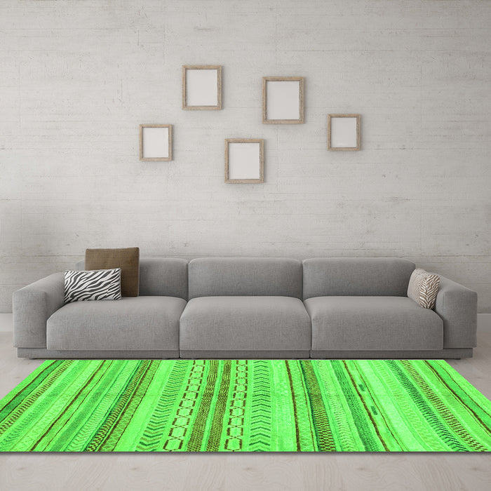 Machine Washable Abstract Green Modern Area Rugs in a Living Room,, wshabs2180grn