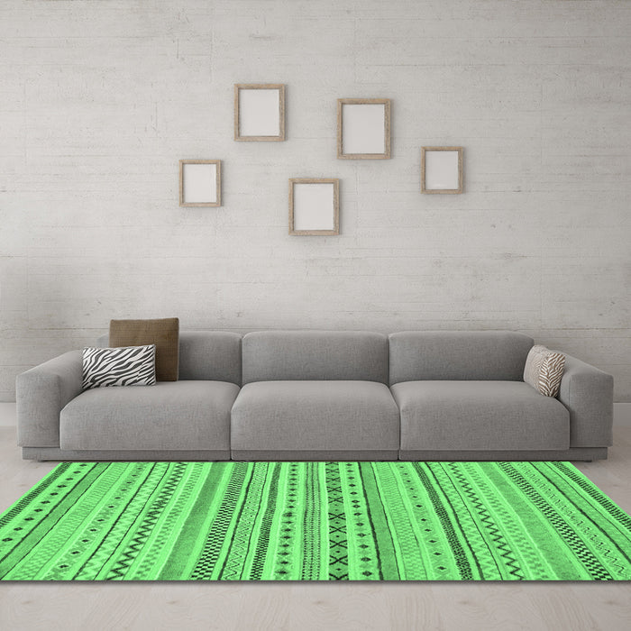 Machine Washable Abstract Emerald Green Modern Area Rugs in a Living Room,, wshabs2186emgrn