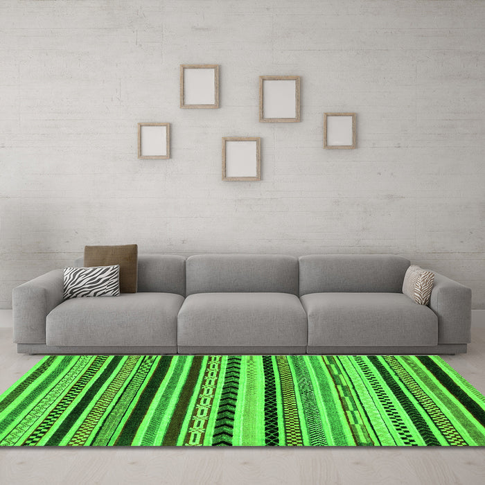 Machine Washable Abstract Green Modern Area Rugs in a Living Room,, wshabs2187grn