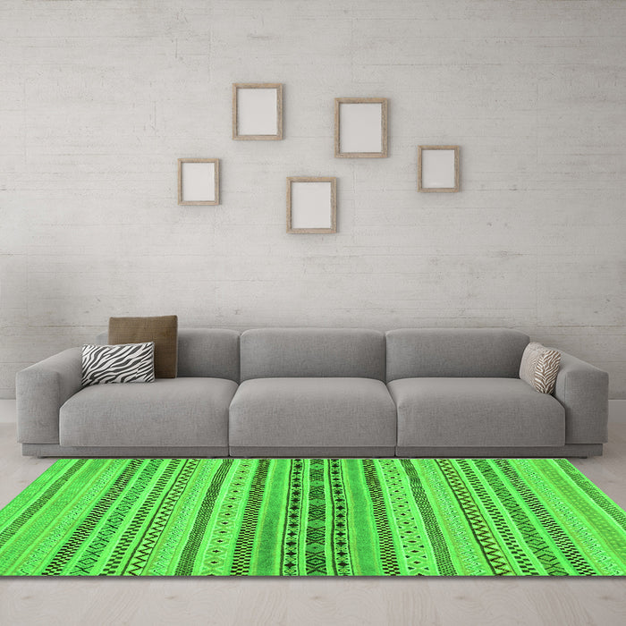 Machine Washable Abstract Green Modern Area Rugs in a Living Room,, wshabs2189grn