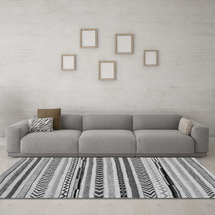 Machine Washable Abstract Gray Modern Rug in a Living Room,, wshabs2196gry