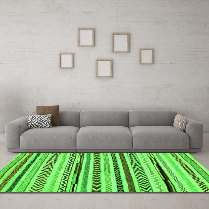 Machine Washable Abstract Green Modern Area Rugs in a Living Room,, wshabs2196grn