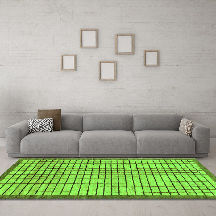 Machine Washable Checkered Green Modern Area Rugs in a Living Room,, wshabs21grn