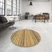 Round Abstract Chrome Gold Yellow Modern Rug in a Office, abs2204