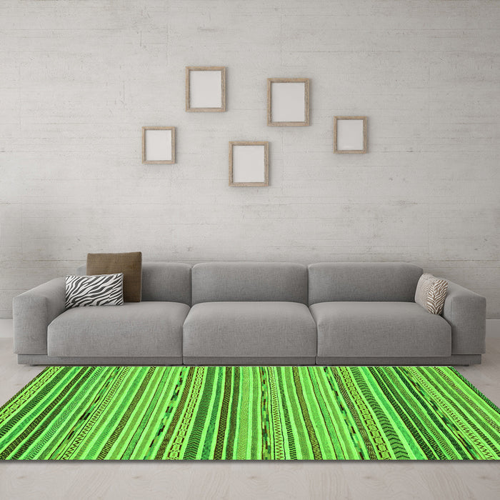Machine Washable Abstract Green Modern Area Rugs in a Living Room,, wshabs2204grn