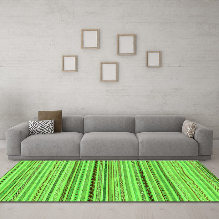 Machine Washable Abstract Green Modern Area Rugs in a Living Room,, wshabs2205grn