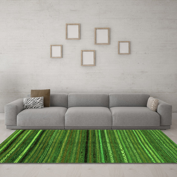 Machine Washable Abstract Green Modern Area Rugs in a Living Room,, wshabs2207grn