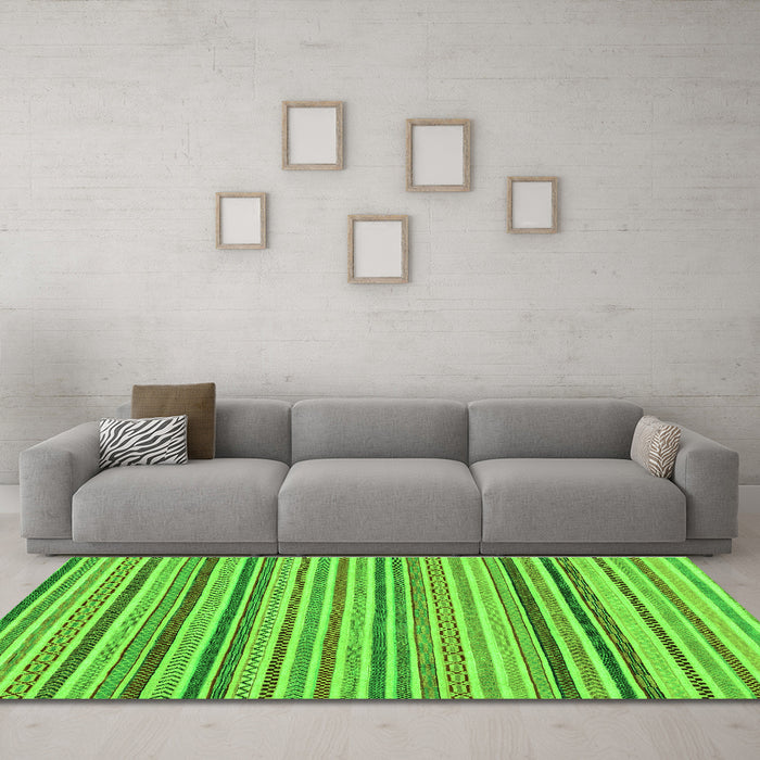 Machine Washable Abstract Green Modern Area Rugs in a Living Room,, wshabs2208grn