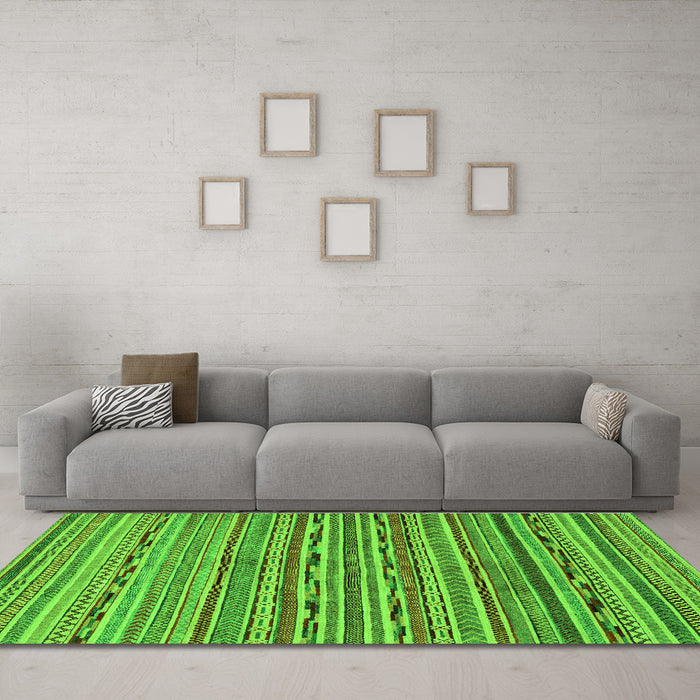Machine Washable Abstract Green Modern Area Rugs in a Living Room,, wshabs2211grn