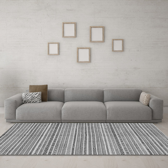 Machine Washable Abstract Gray Modern Rug in a Living Room,, wshabs2216gry