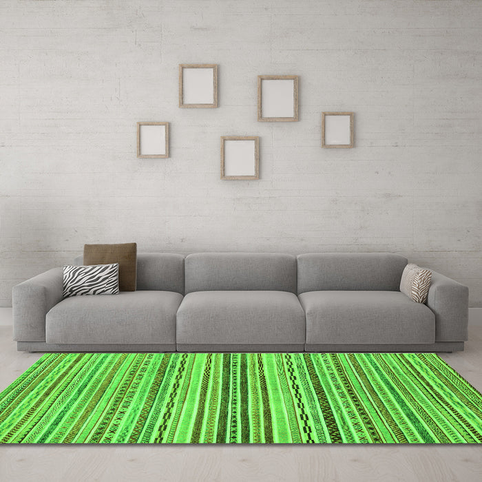 Machine Washable Abstract Green Modern Area Rugs in a Living Room,, wshabs2218grn