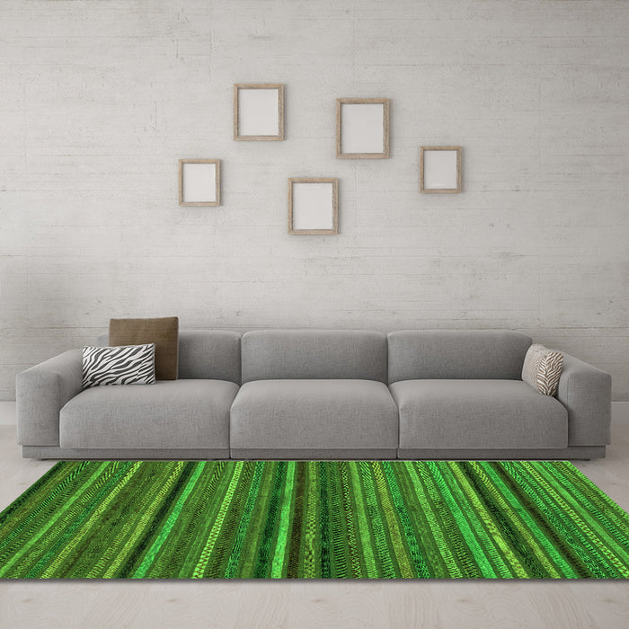 Machine Washable Abstract Green Modern Area Rugs in a Living Room,, wshabs2219grn