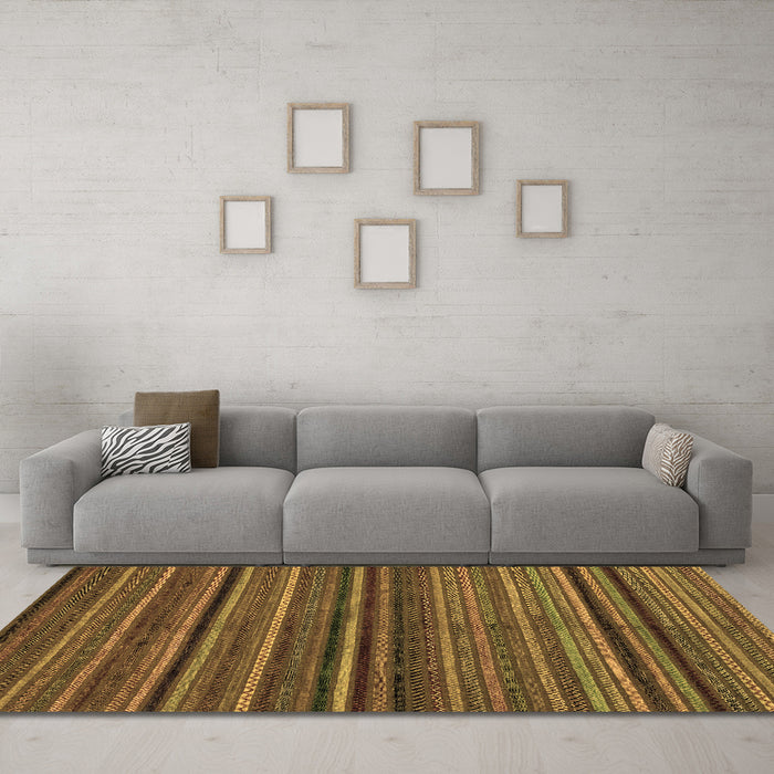 Machine Washable Abstract Brown Modern Rug in a Living Room,, wshabs2219brn