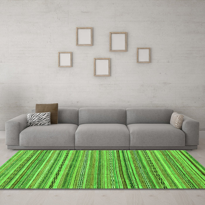 Machine Washable Abstract Green Modern Area Rugs in a Living Room,, wshabs2221grn