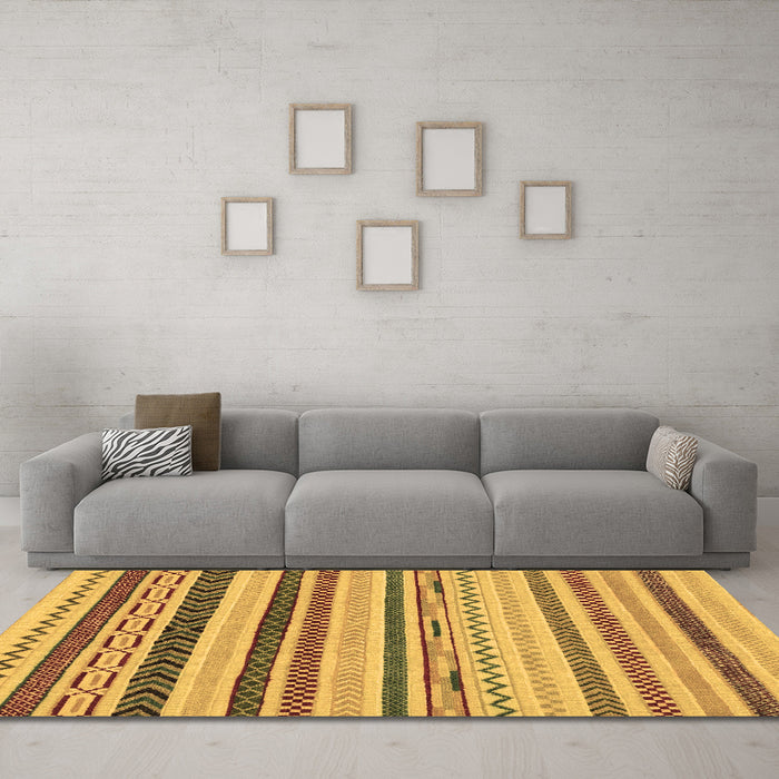 Machine Washable Abstract Brown Modern Rug in a Living Room,, wshabs2240brn