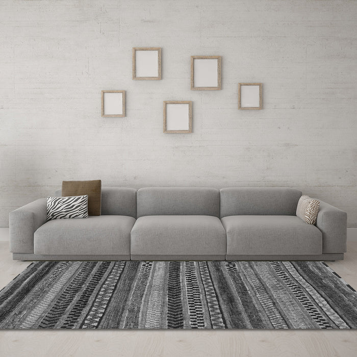 Machine Washable Abstract Gray Modern Rug in a Living Room,, wshabs2242gry