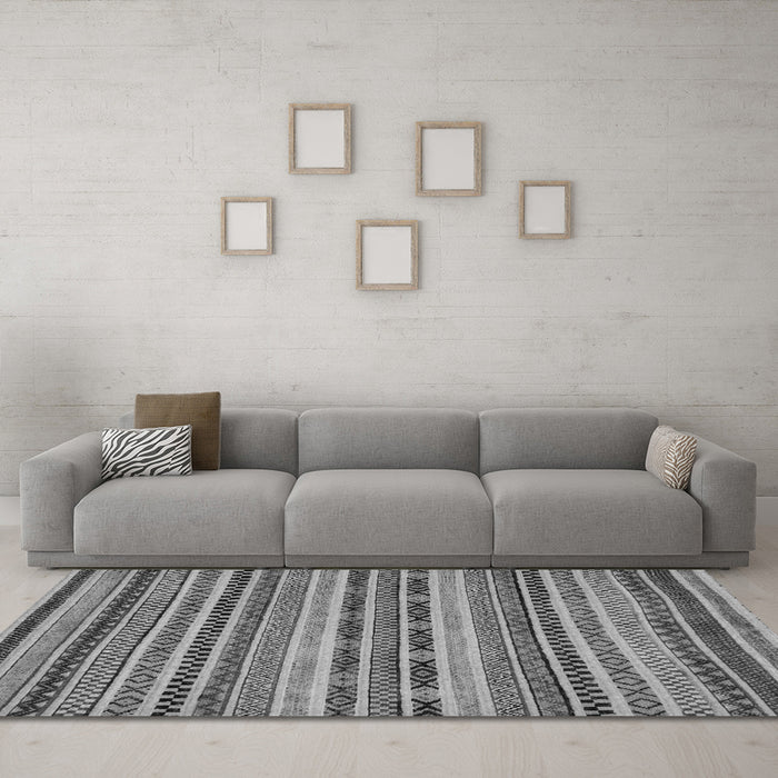 Machine Washable Abstract Gray Modern Rug in a Living Room,, wshabs2243gry