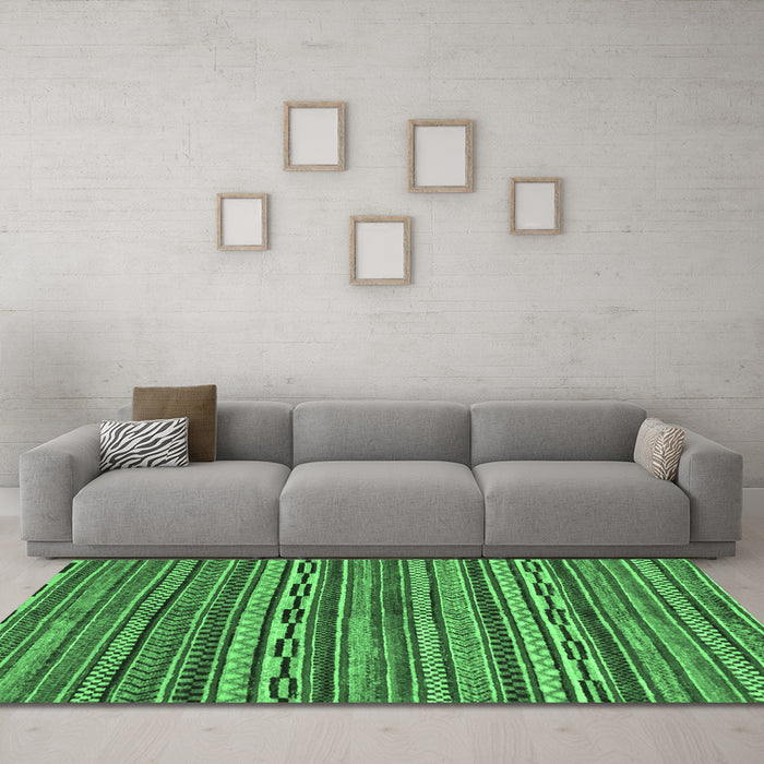 Machine Washable Oriental Emerald Green Modern Area Rugs in a Living Room,, wshabs2245emgrn