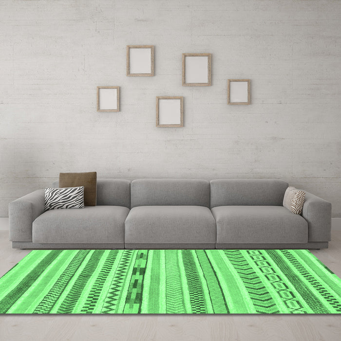 Machine Washable Oriental Emerald Green Modern Area Rugs in a Living Room,, wshabs2247emgrn