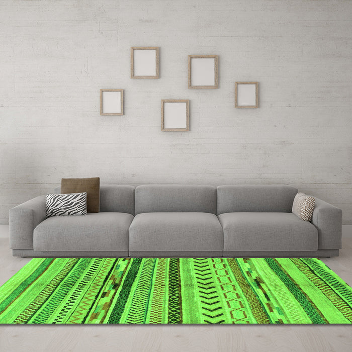 Machine Washable Oriental Green Modern Area Rugs in a Living Room,, wshabs2248grn