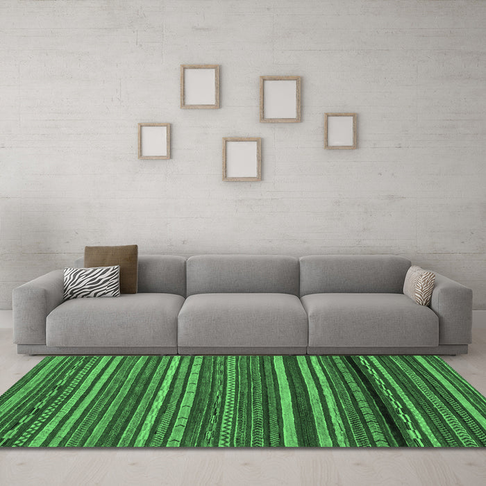 Machine Washable Oriental Emerald Green Modern Area Rugs in a Living Room,, wshabs2257emgrn
