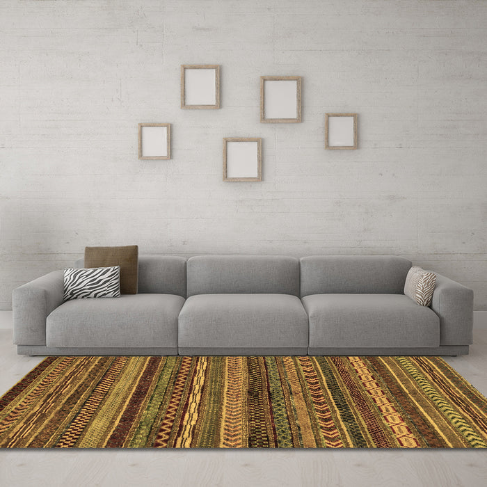 Machine Washable Abstract Brown Modern Rug in a Living Room,, wshabs2263brn