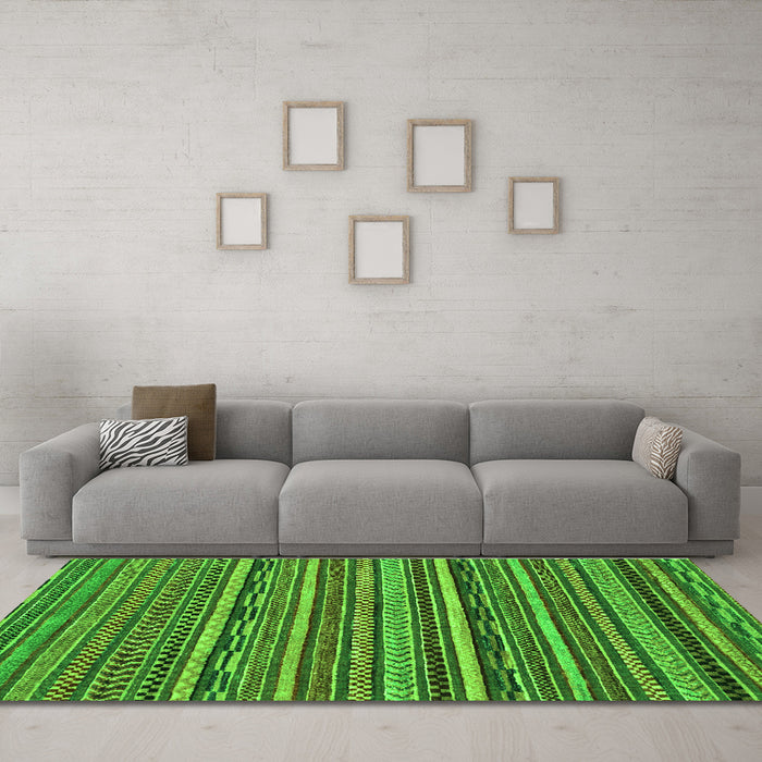 Machine Washable Abstract Green Modern Area Rugs in a Living Room,, wshabs2267grn