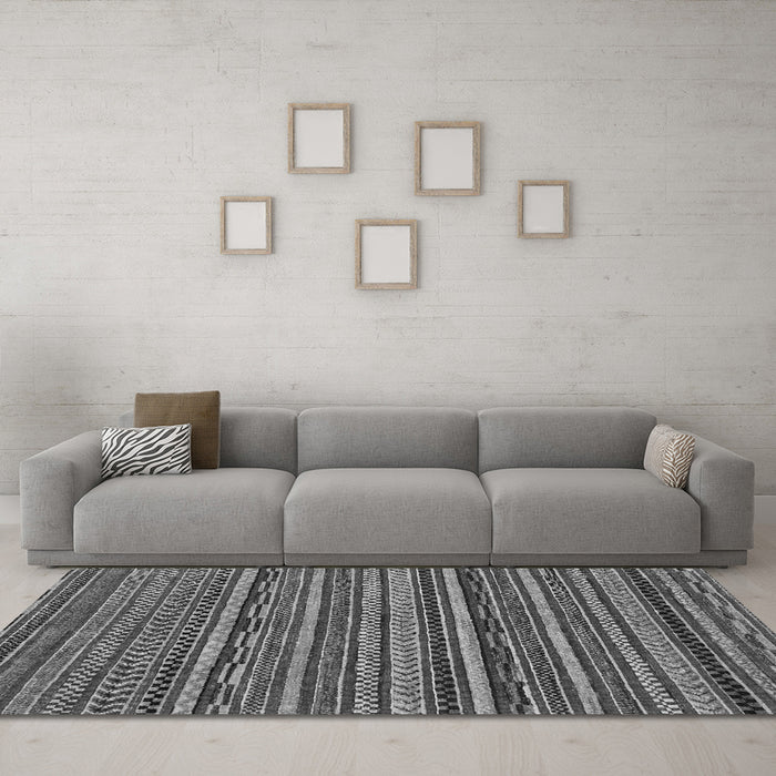 Machine Washable Abstract Gray Modern Rug in a Living Room,, wshabs2267gry