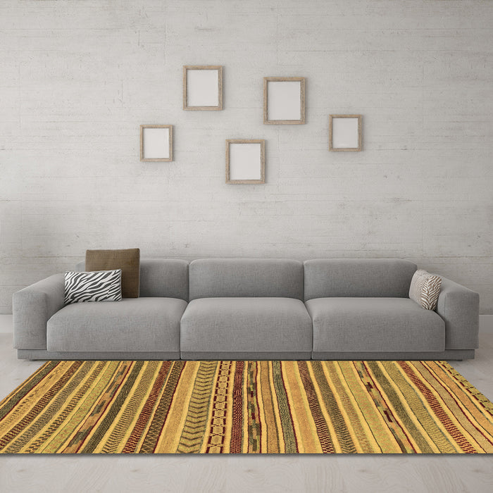 Machine Washable Abstract Brown Modern Rug in a Living Room,, wshabs2271brn