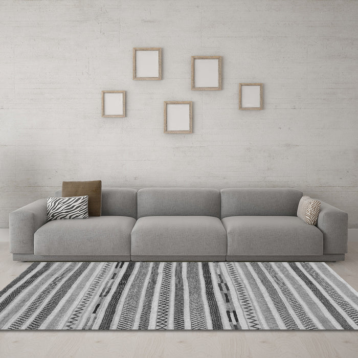 Machine Washable Abstract Gray Modern Rug in a Living Room,, wshabs2278gry