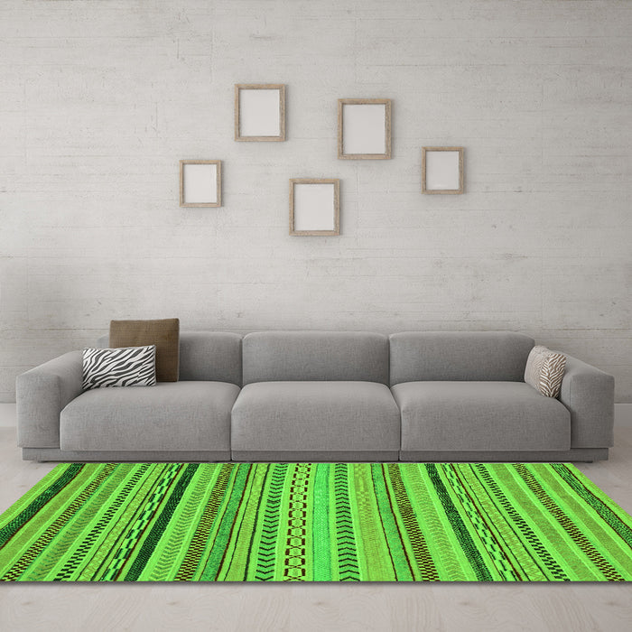 Machine Washable Abstract Green Modern Area Rugs in a Living Room,, wshabs2281grn