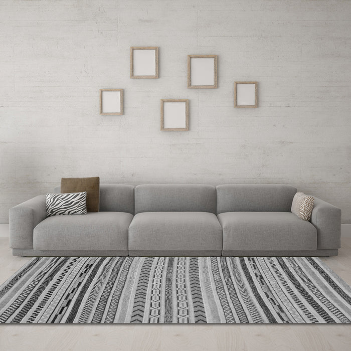 Machine Washable Abstract Gray Modern Rug in a Living Room,, wshabs2282gry